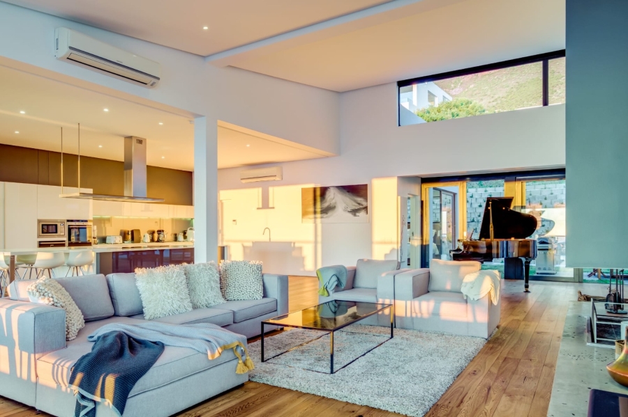 To Let 5 Bedroom Property for Rent in Camps Bay Western Cape